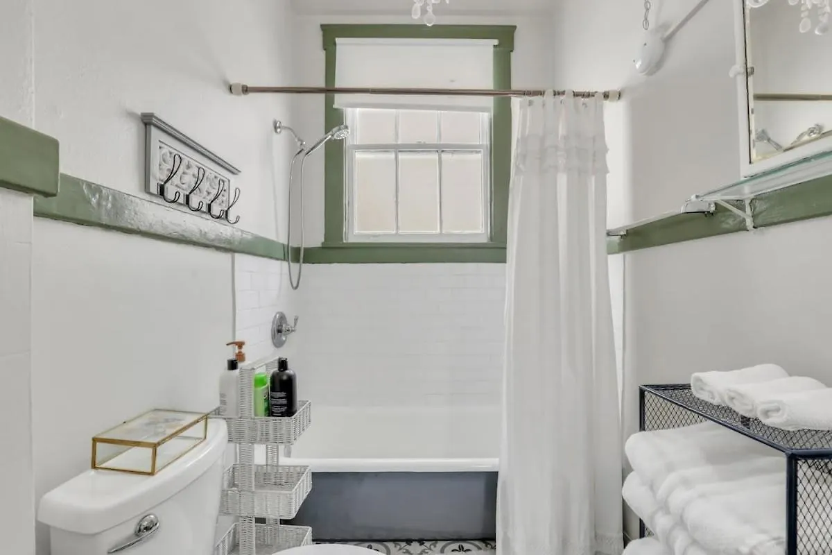 The Graham On Oglethorpe Square Villa Savannah Holiday home