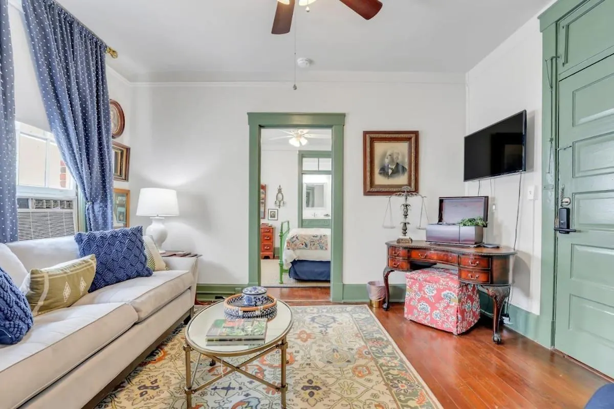 The Graham On Oglethorpe Square Villa Savannah 0*,